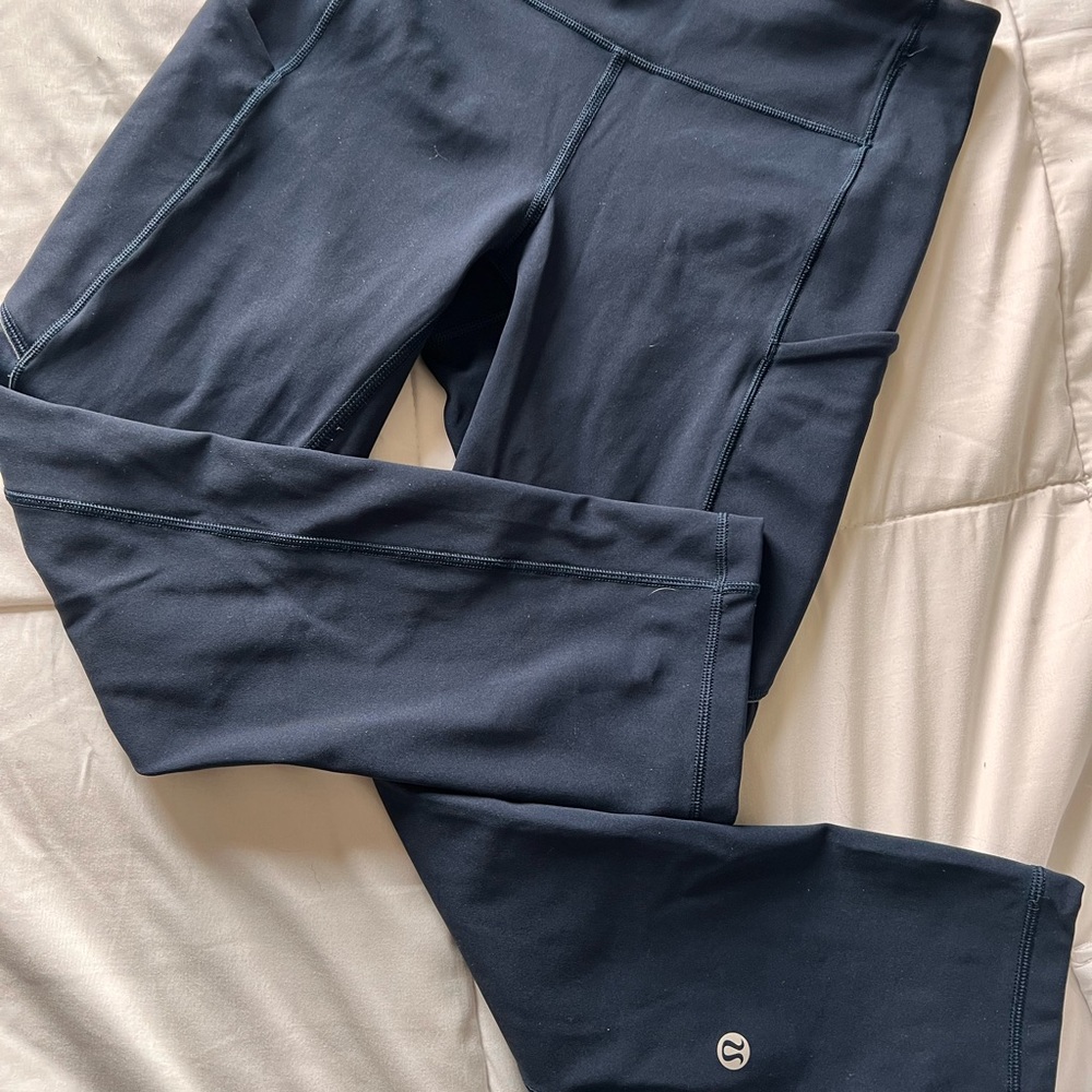 Lululemon leggings with pockets